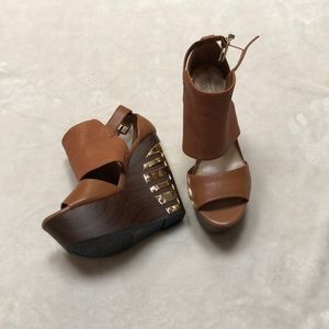 Gianni Bini Wedges